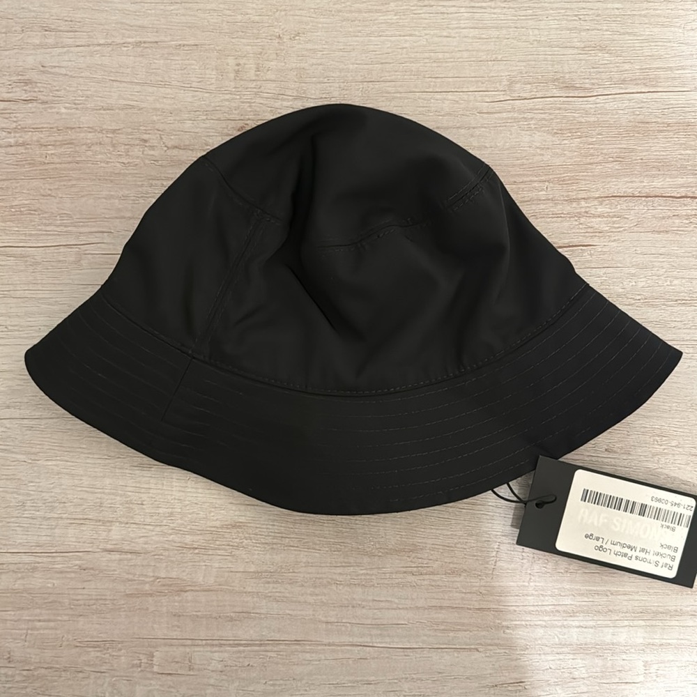 Unisex Raf Simons Reversible Bucket Hat - Picture 5 of 7